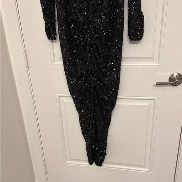 Express Black Long Sleeve Sequin Dress (Drycleaned) - Picture 6 of 8